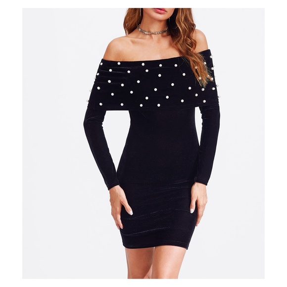 Black Long Sleeve Pearl Embellished Velvet Dress - Picture 2 of 4